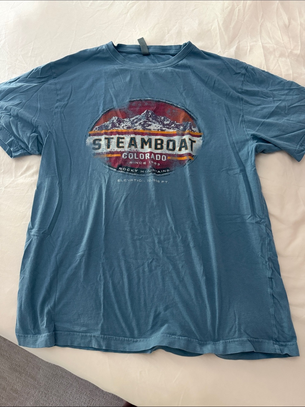 Steamboat Colorado Graphic Tee - Men's Blue Crewneck